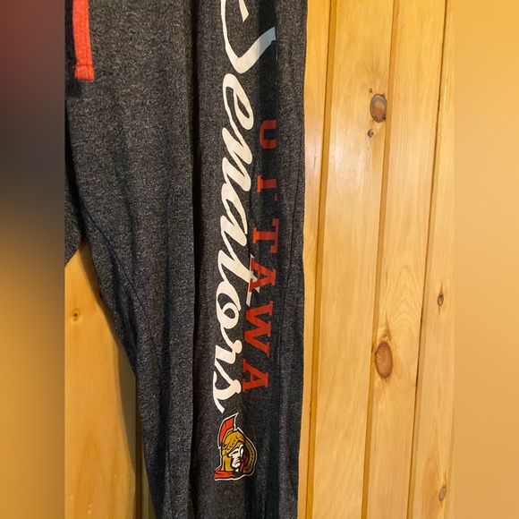 NHL Ottawa Senators Women’s Gray Pajama Pants - Picture 7 of 8